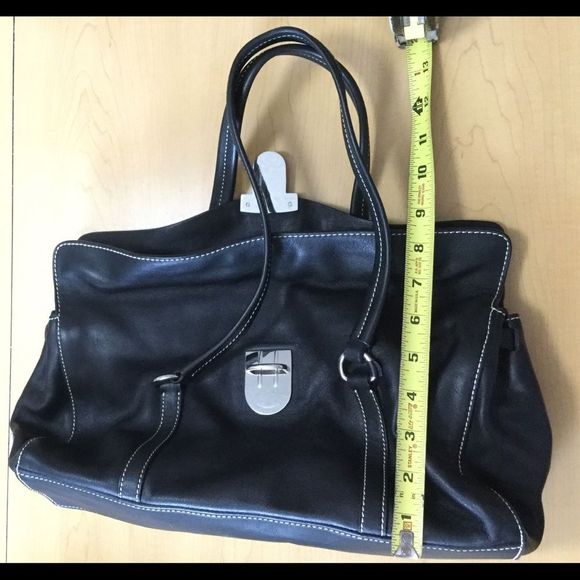 PRADA Black Leather Push-Lock Shoulder Bag BR2613 - Picture 8 of 8